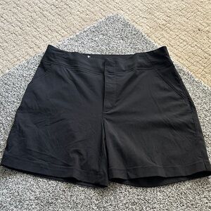 Columbia Women's Black Shorts